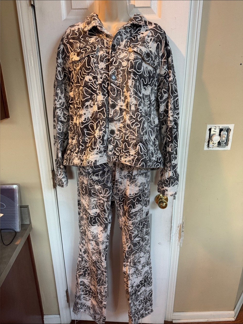 Copper Rivet Denim Jacket L & Regular Fit embr Tie Dye Denim Pants 32/36